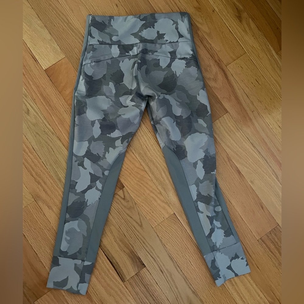 Athleta gray camo leggings